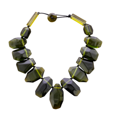 Μεγάλο statement κολιέ με πέτρες ρητίνης πράσινο